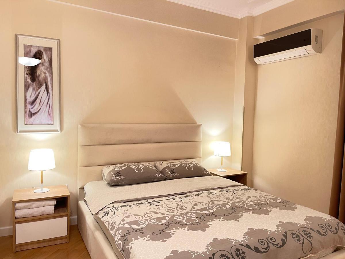 Apartment In Downtown "Rustaveli Residence" تبليسي المظهر الخارجي الصورة